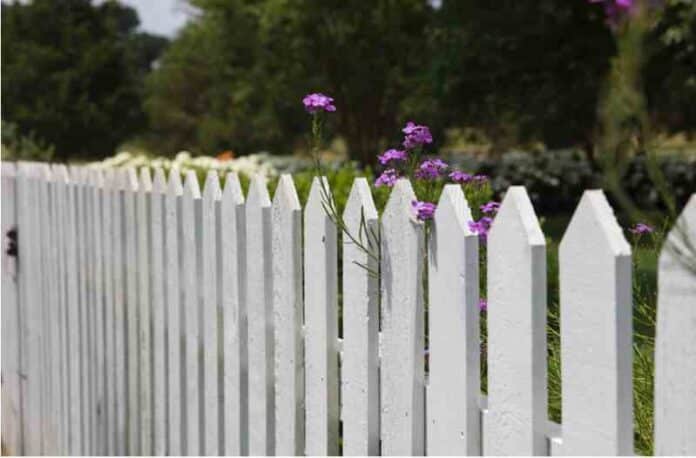 Hiring a Fence Contractor