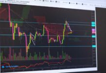 How can scalping be advantageous?